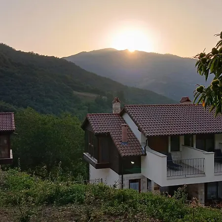 Casamor Rurales En Liébana Apartamento